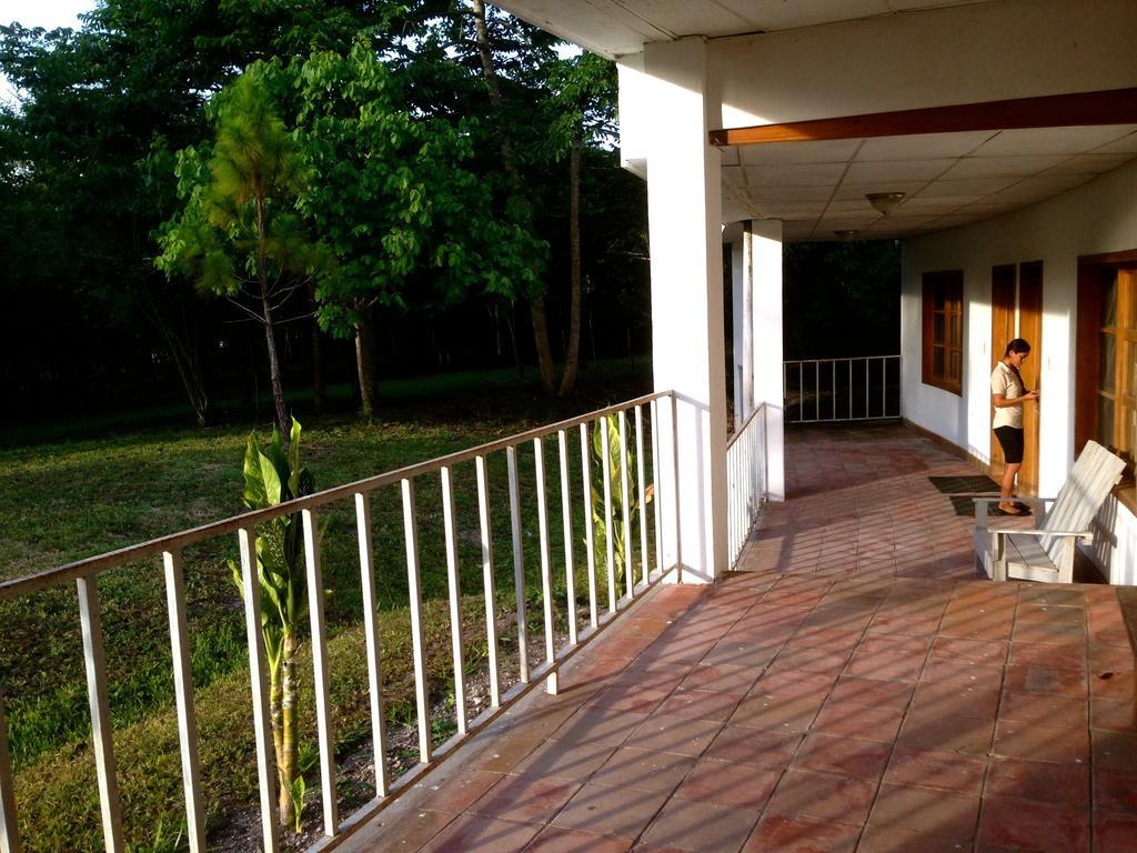 Hotel Villas Magen Эль-Ремате Экстерьер фото